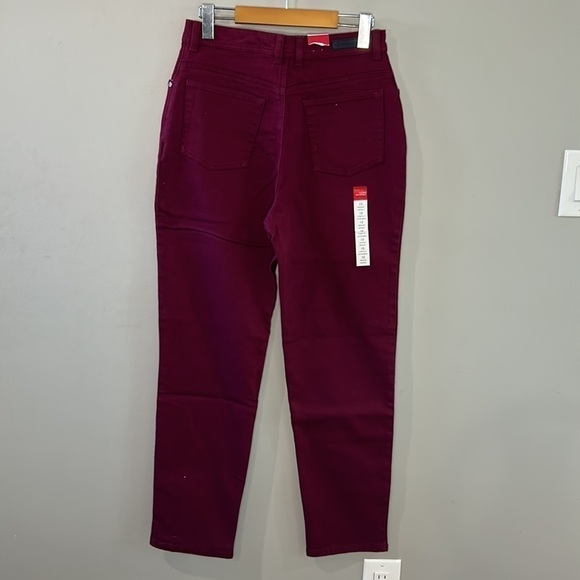 Gloria Vanderbilt NWT Maroon High Rise Jeans Woman Size Missy Medium 10 - Picture 4 of 6